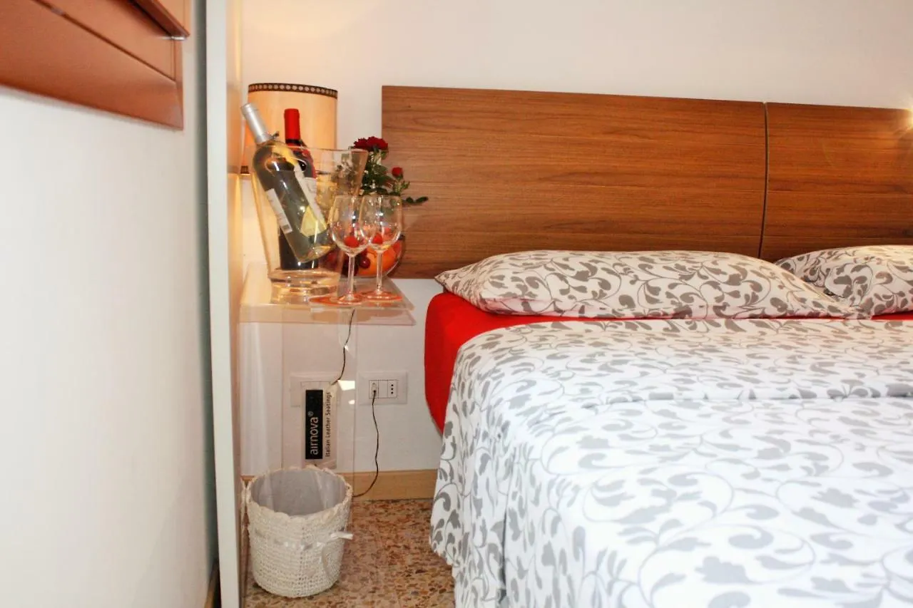 Santacroce Apartment Venice Italy